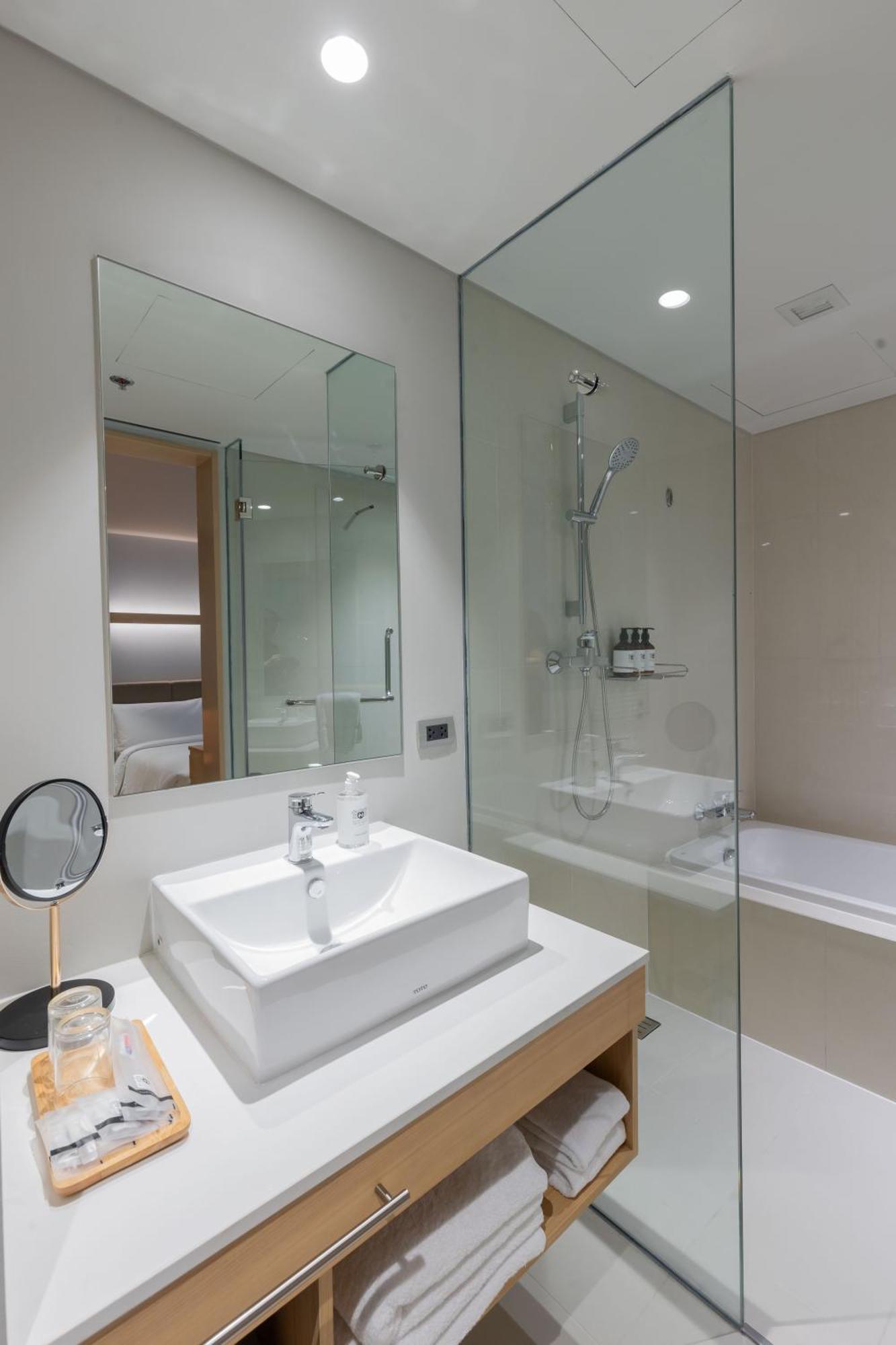Nishitetsu Hotel Croom Bangkok Silom Esterno foto